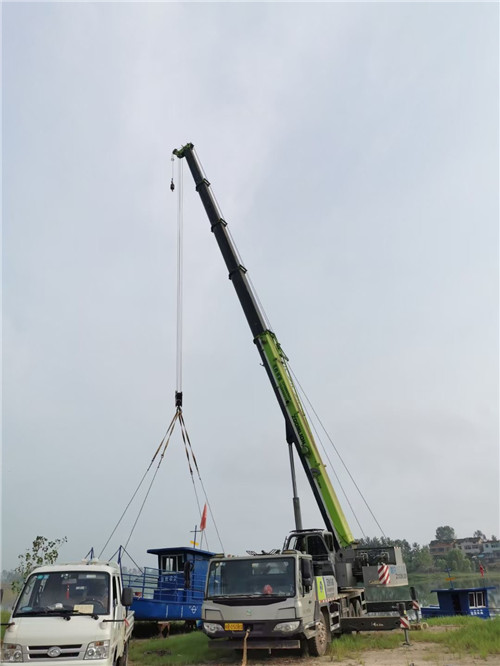 理塘县桥梁建设吊装案例